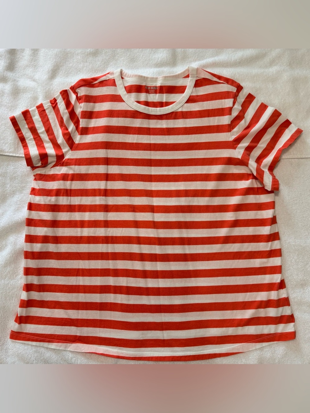 XXL Tall women’s Old Navy coral and White Striped Crew Tee